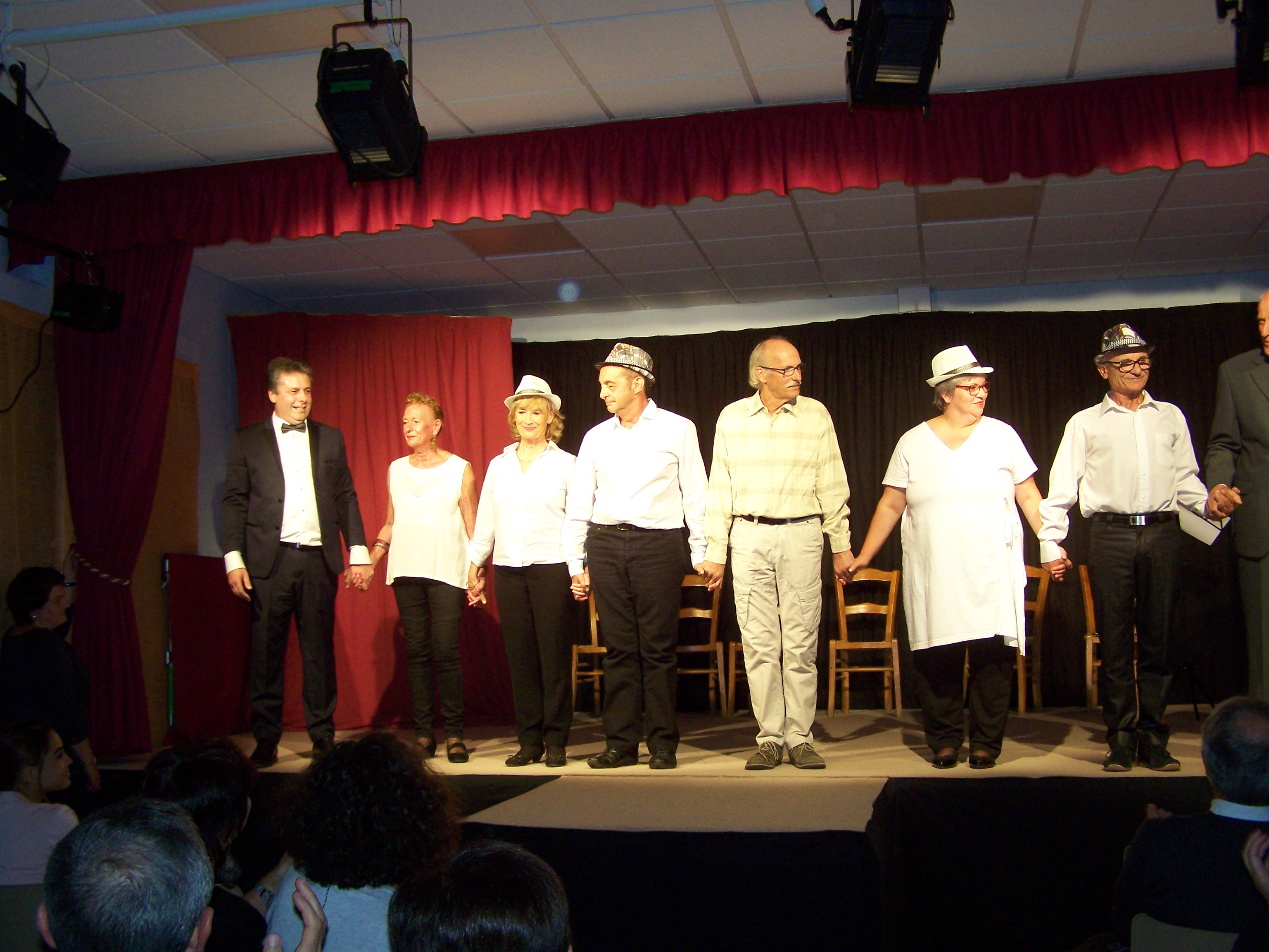 rondes foies gras mauvezin et théâtre à montaut les créneaux 059.JPG