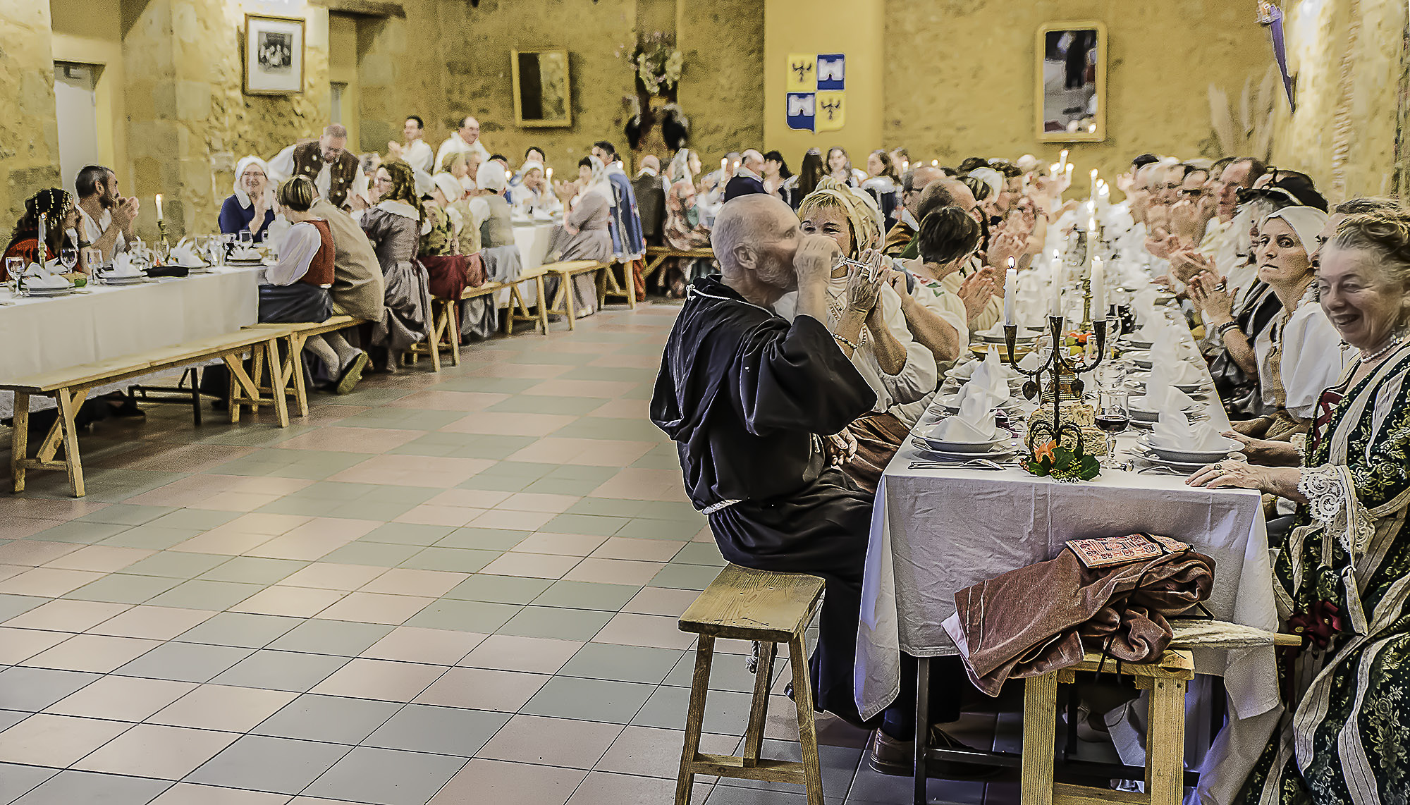 13 Vue d'ensemble de 3 des 5 tables 1bis 151017.jpg