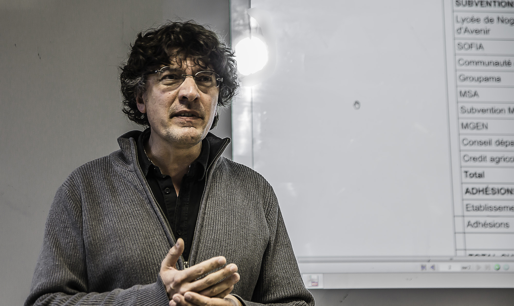 4 Eric Busson expose les comptes 1bis 101117.jpg