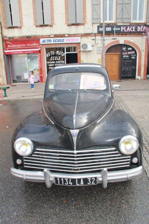 203 PEUGEOT.jpg
