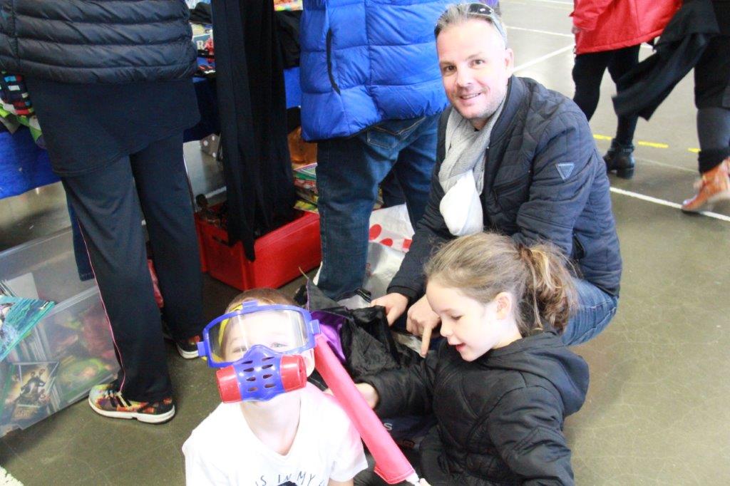 DAVID DE LA BARAKA POUR FAIRE PLAISIR A SES ENFANTS.JPG