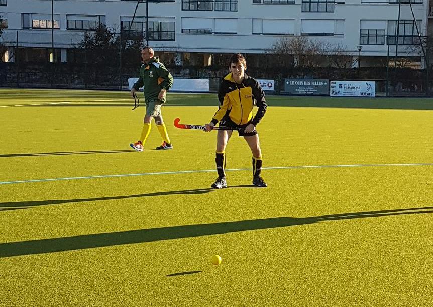 2017 11 ACTION DE JEU A BATANY BALLE CAPTEE.jpg