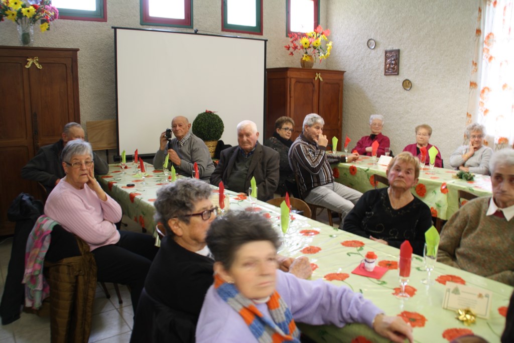 Queleque adherents.JPG