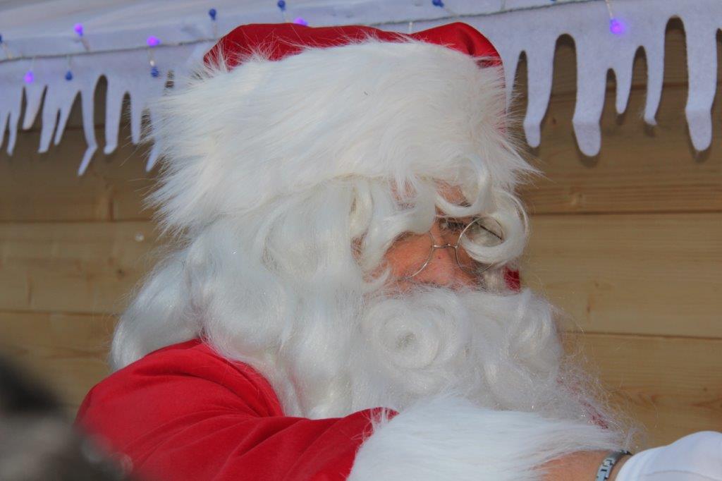 PERE NOEL.JPG