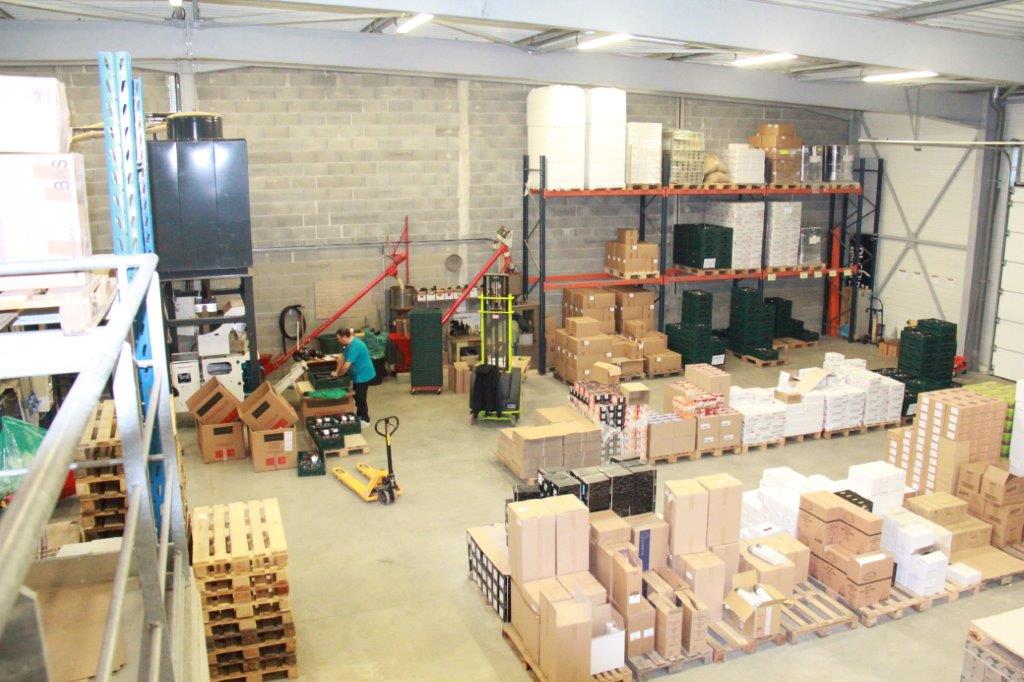 atelier spacieux.JPG