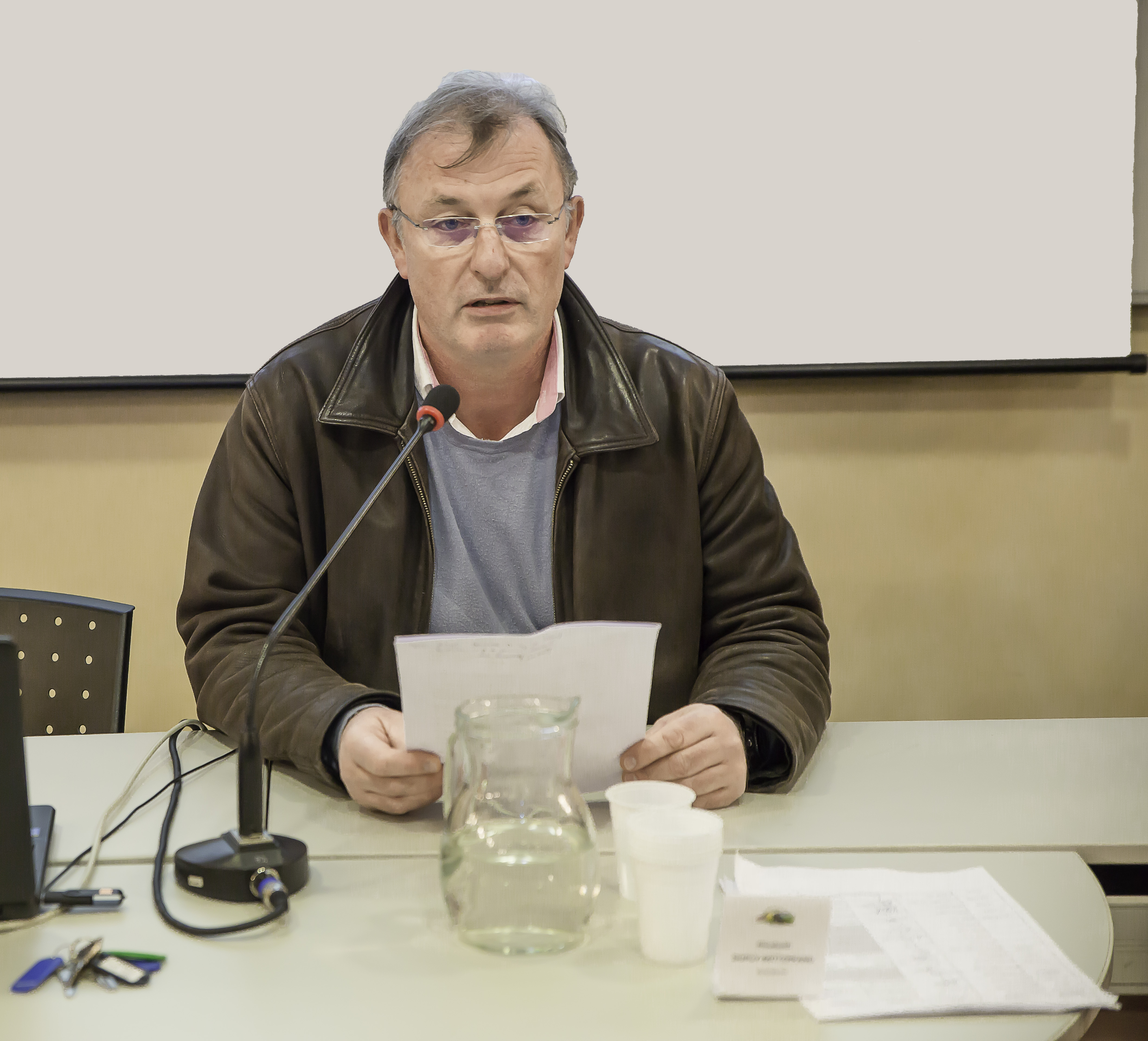 1 Le médecin Jean-Philippe Larcher à la CCBA.jpg