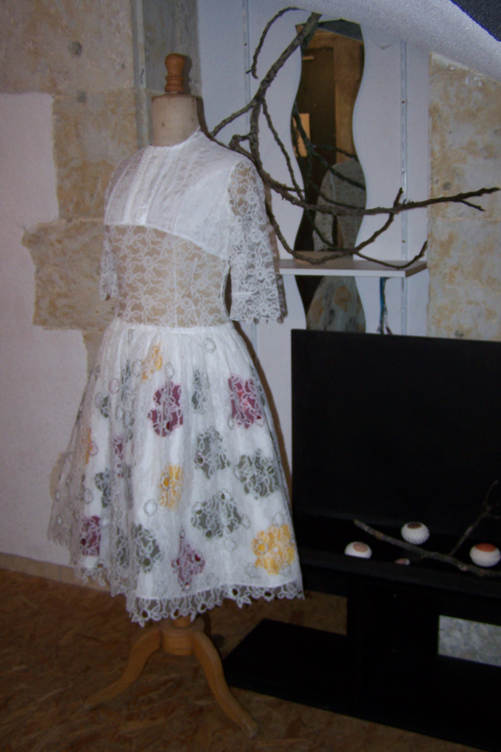 isa fouillet et galerie nou'arts 003.JPG