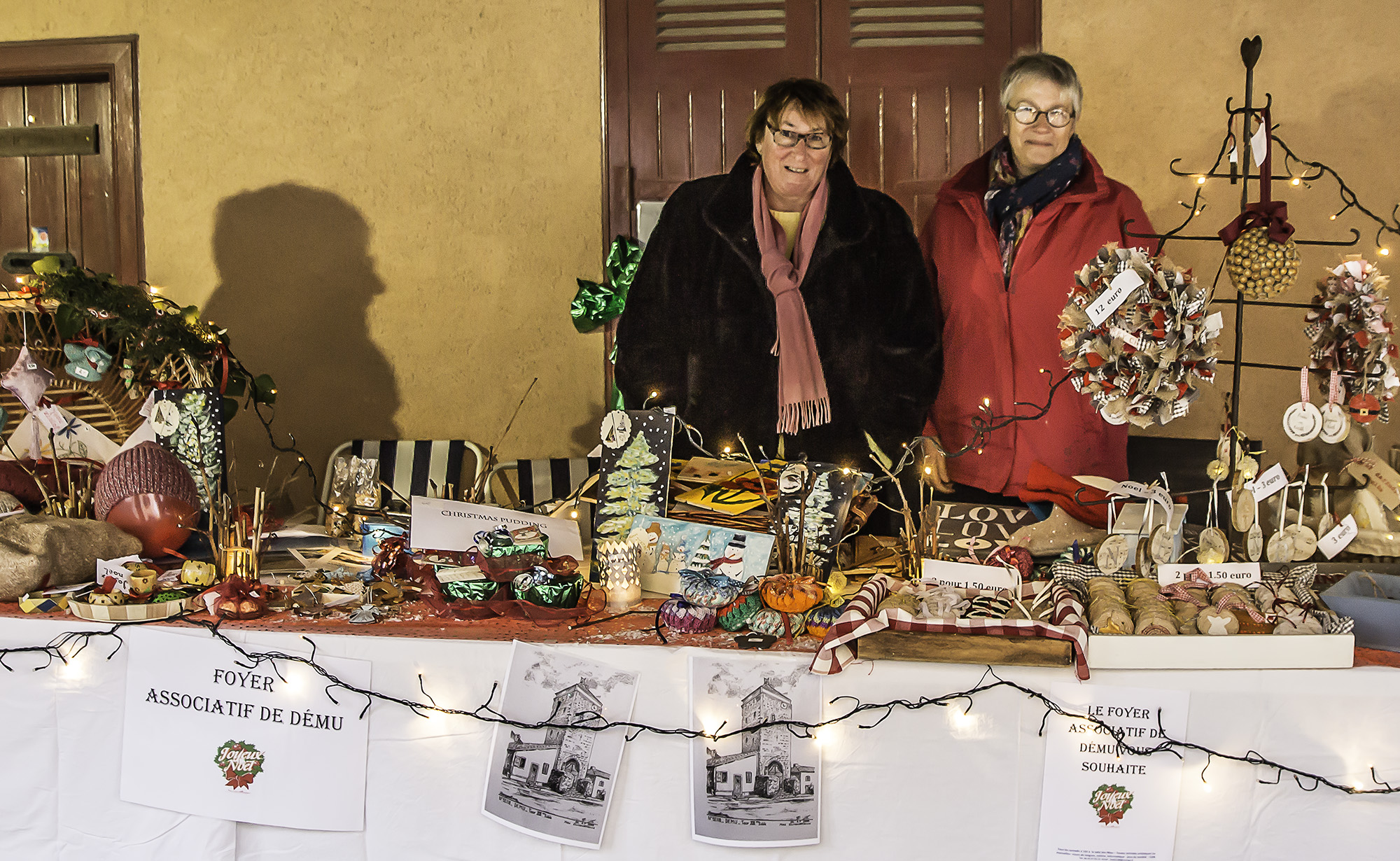 4 Stand du foyer associatif de Dému 1bis 171217.jpg