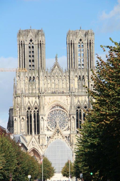 CATHEDRALE REIMS.jpg
