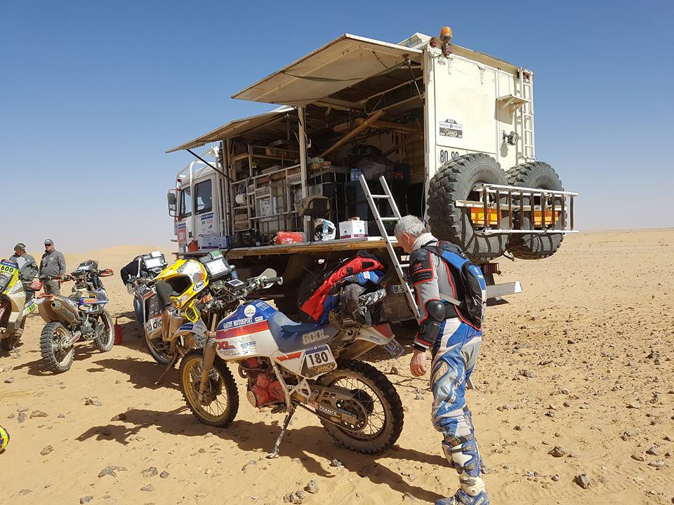 Bertrand et la moto on est rassuré.jpg