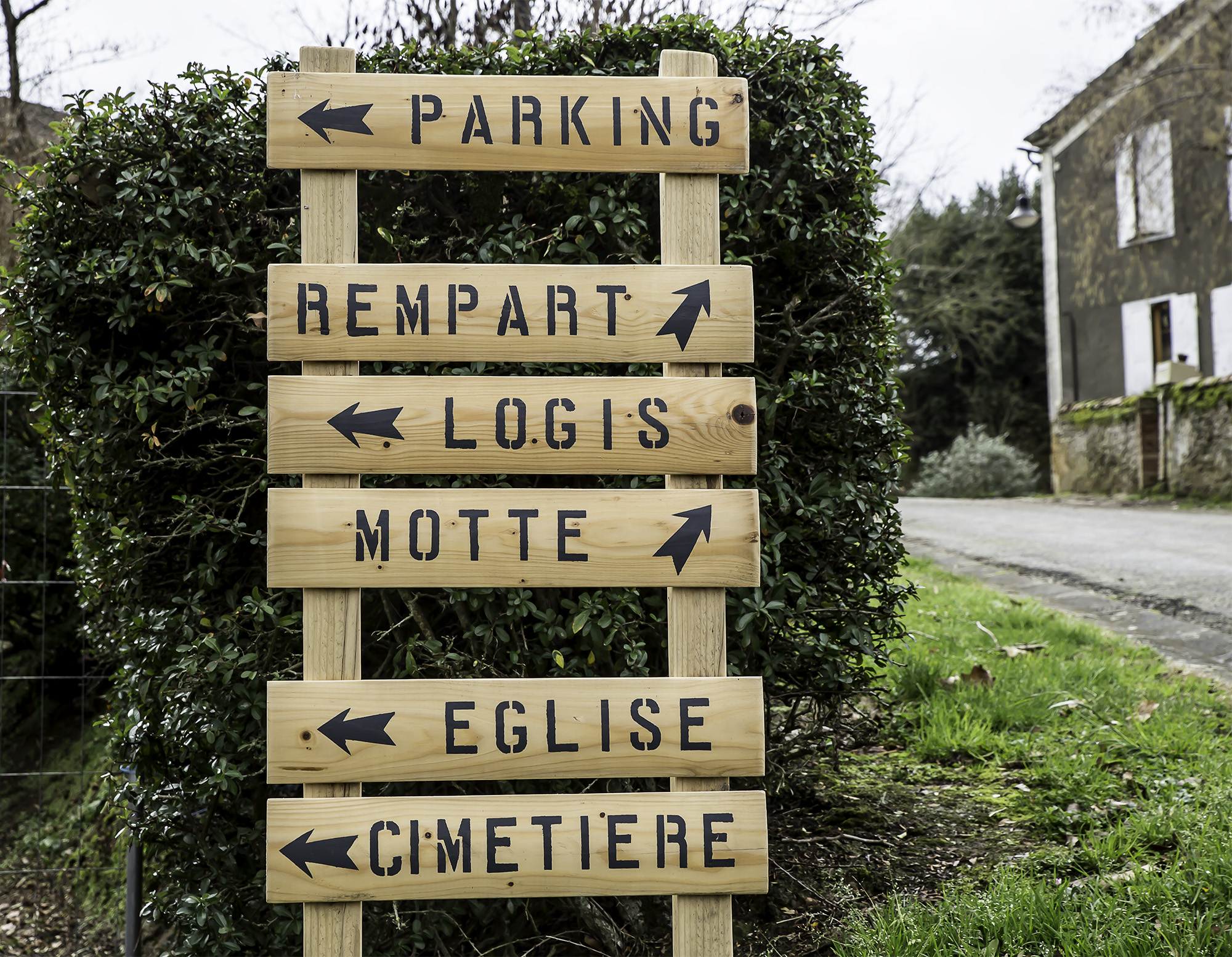 5 Un des panneaux dans le centre 1bis 110118.jpg