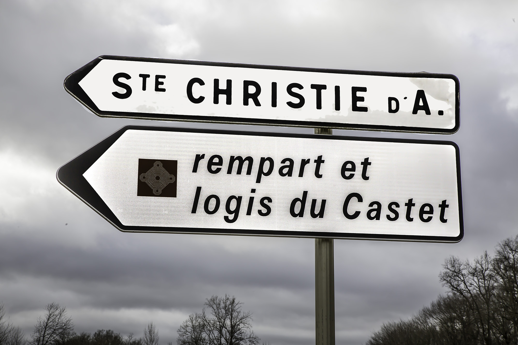 6 Panneaux en bordure de la RD931 1bis 110118.jpg