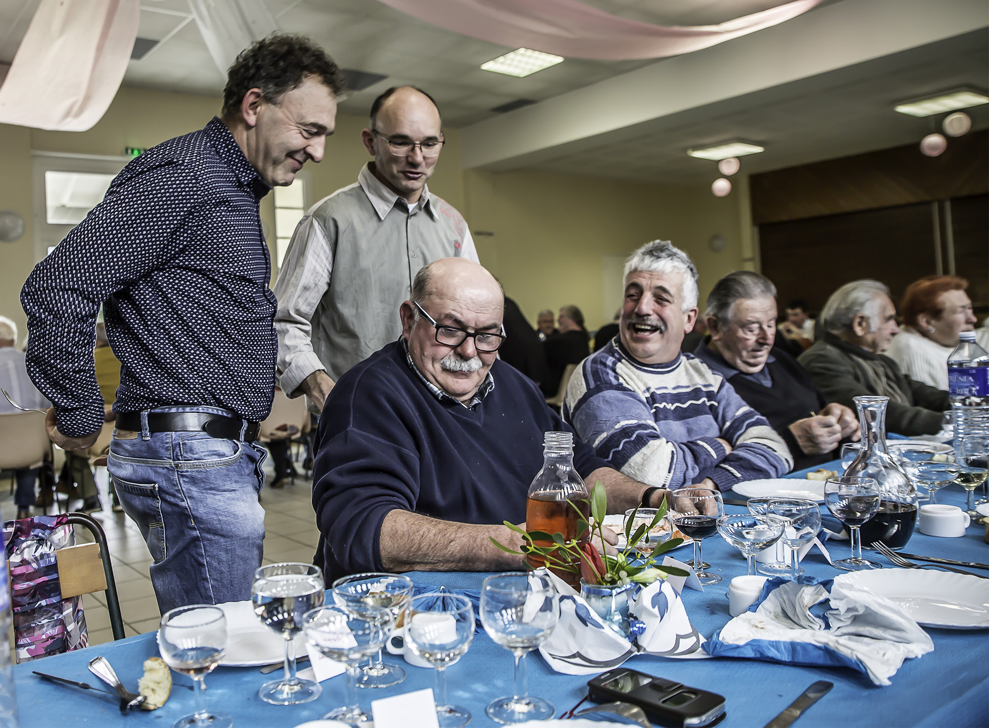 2 Une des tables joliment décorées 1bis 130118.jpg