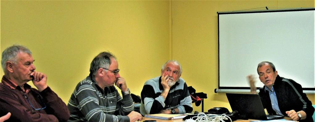 C Bruchaut à gauche sur la photo.jpg