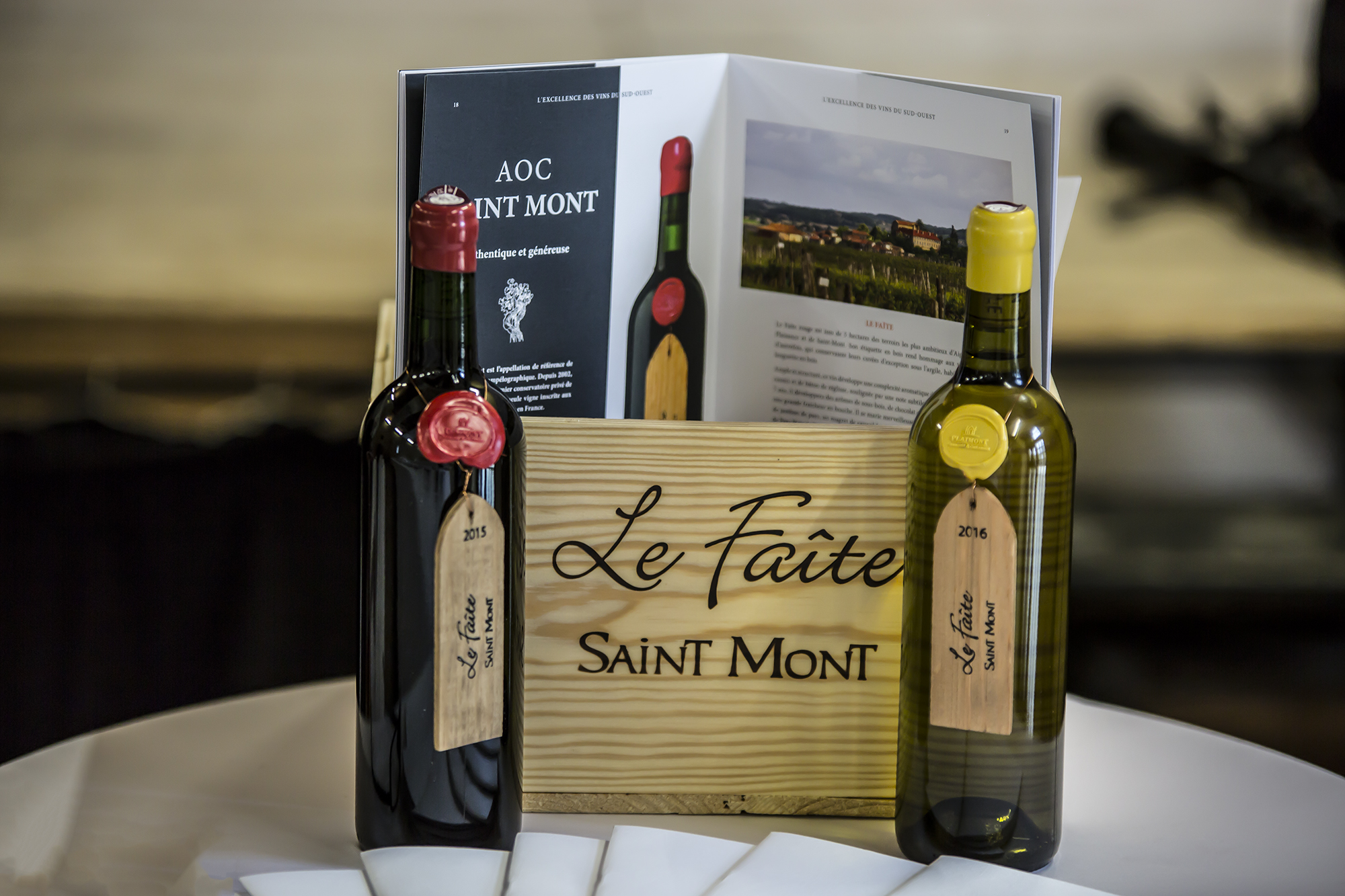 1 Les Faîtes précédents 2015 rouge et 2016 blanc 1bis 050218.jpg