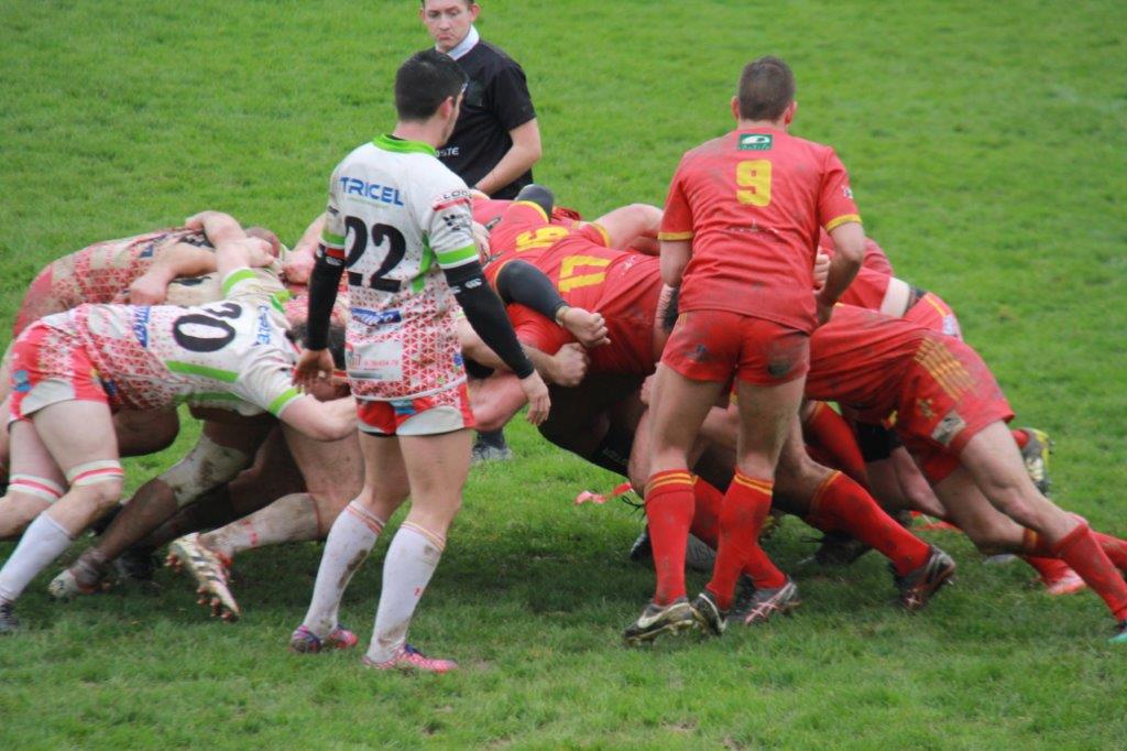 actions de jeux équipes premières de ce derby (2).JPG