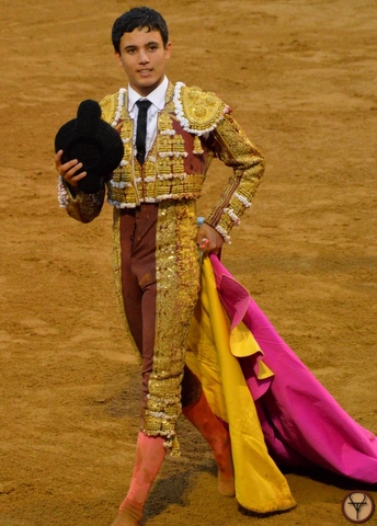 DR Yannis-El-Adoureño de Vuelta a los toros.jpg
