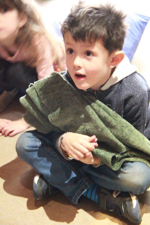 le petit Oscar et le tapis magique.JPG