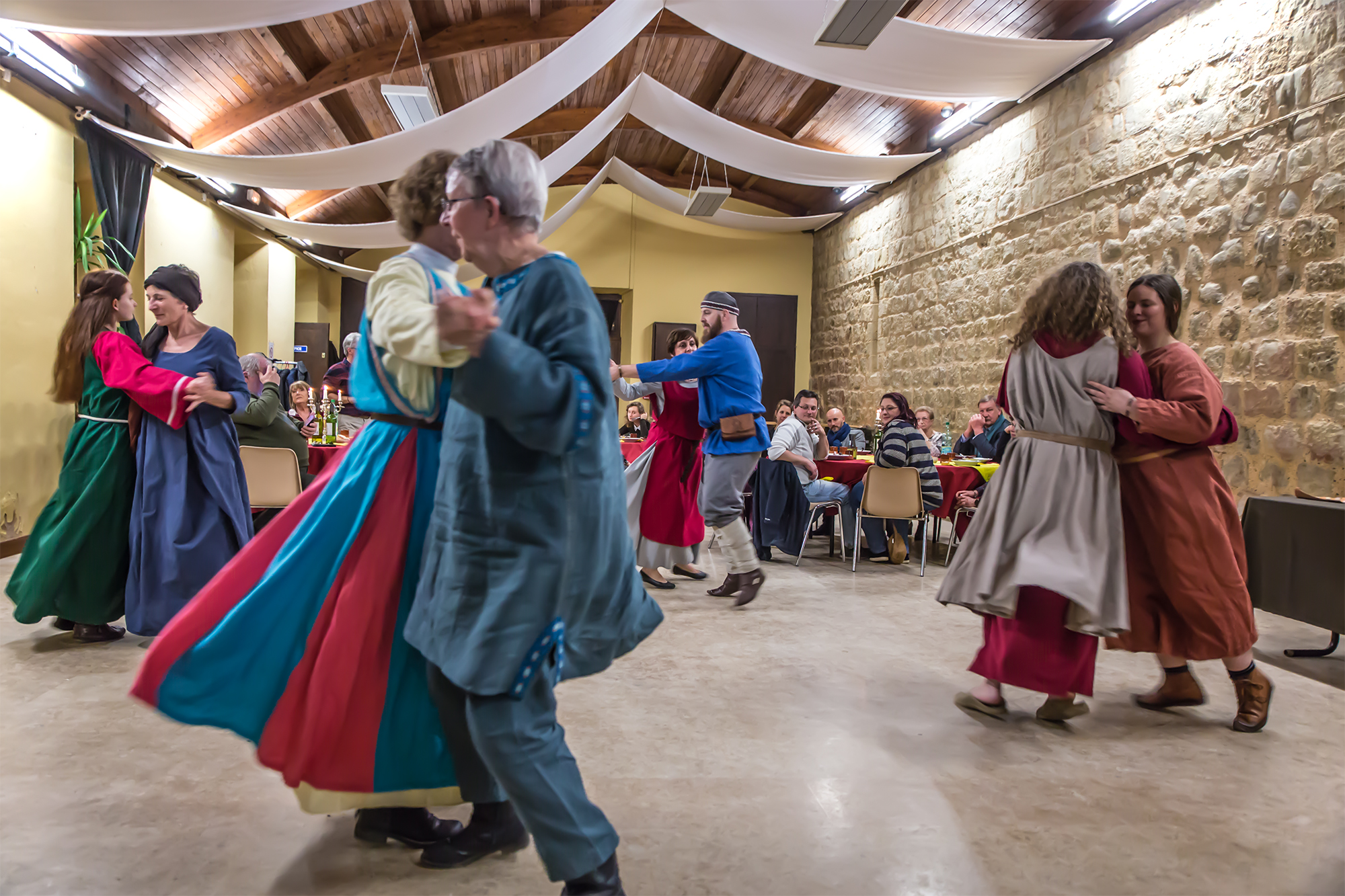5 Intermède de danses médiévales1bis 100318.jpg