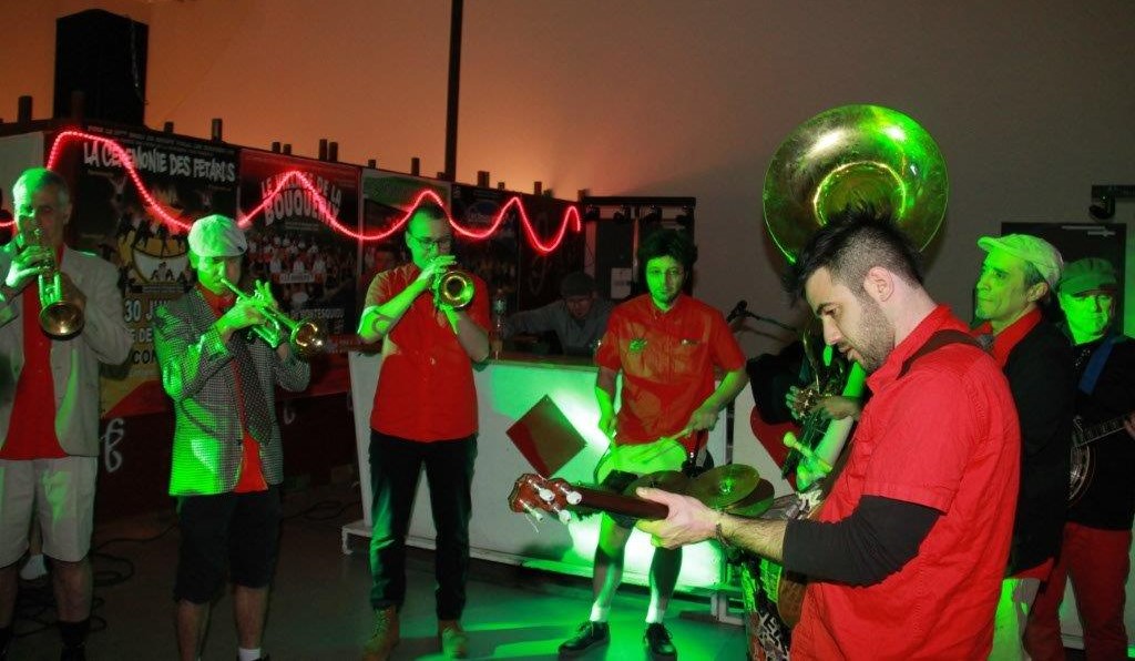 banda des astious.jpg