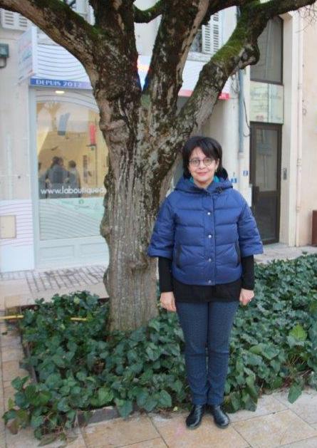 1-Fatma Adda et la nature.JPG