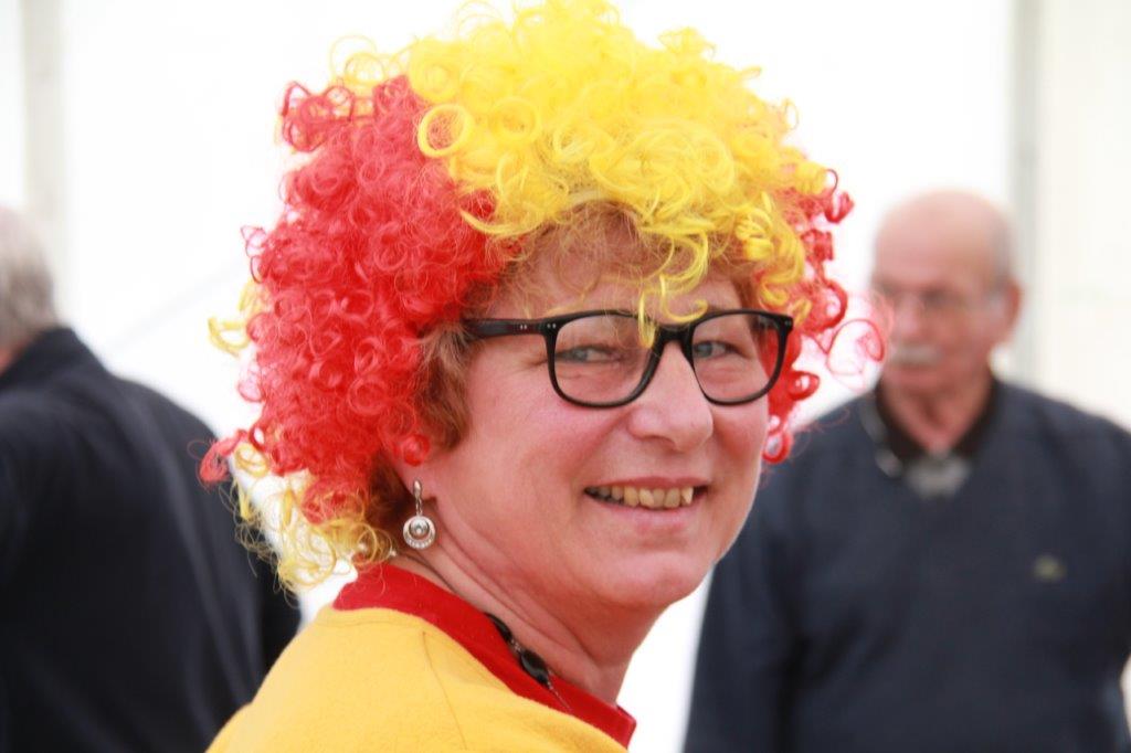 supportrice aux couleurs de l'USL.JPG