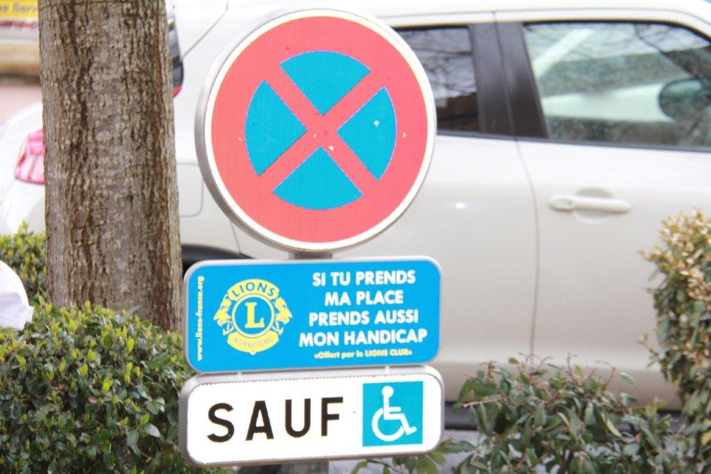le panneau avec sa nouvelle apparence.JPG