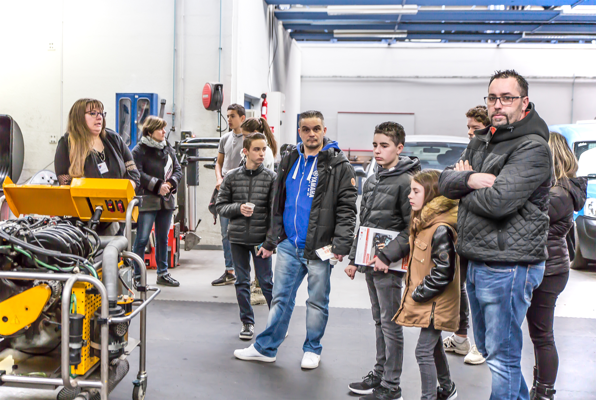 2 Les familles visitent les ateliers 1bis 240318.jpg