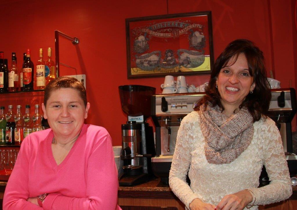 Valérie et Pascale du Oc'afé.JPG