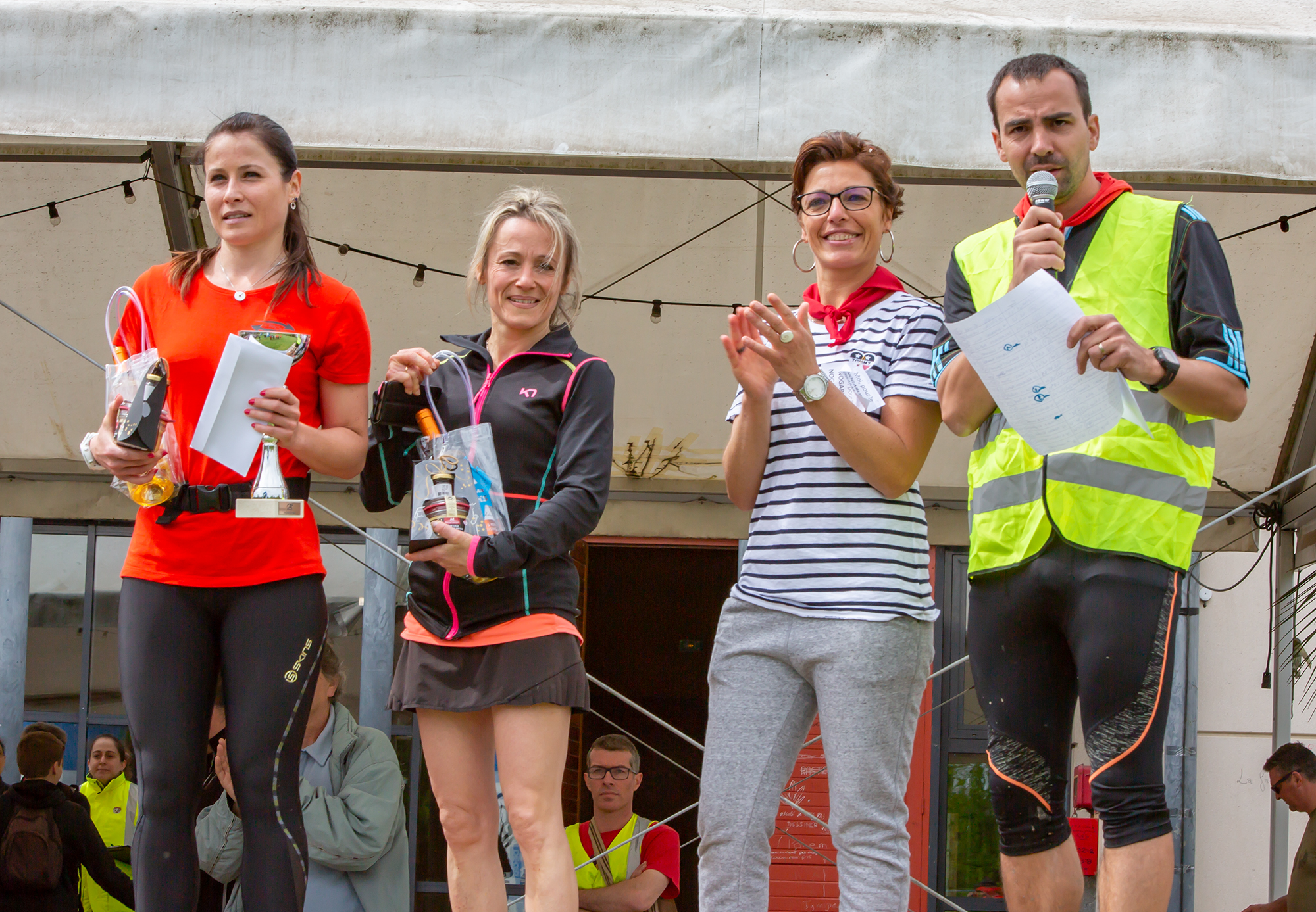 17 Podium des féminines avec Joëlle Duplantier et Thomas escudier 1bis 100518.jpg