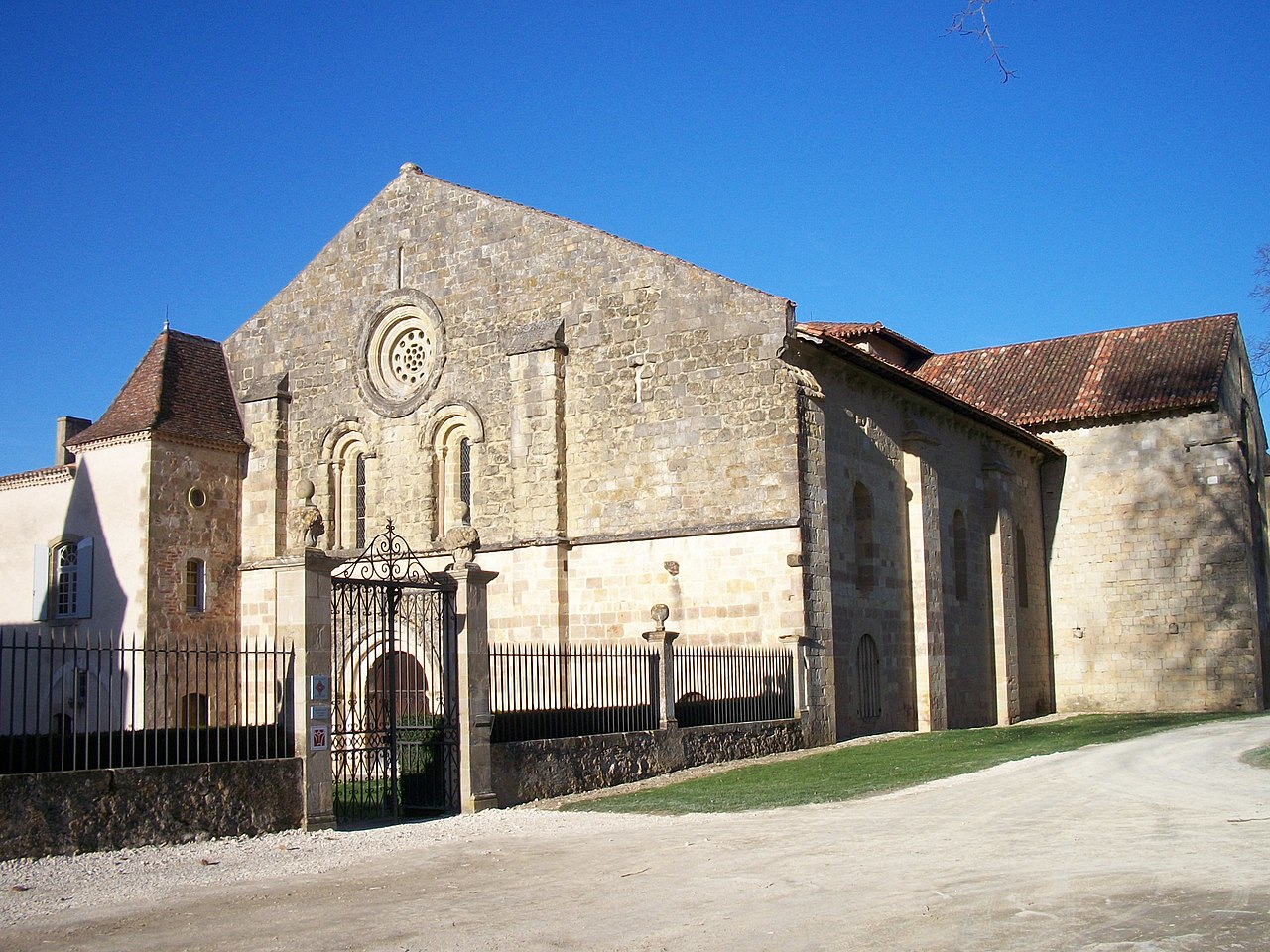 l'abbaye cistercienne.JPG