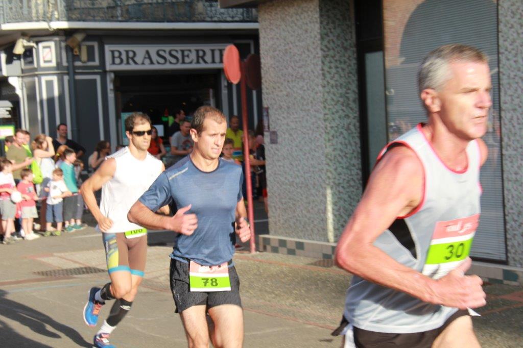 Coureurs en action.JPG