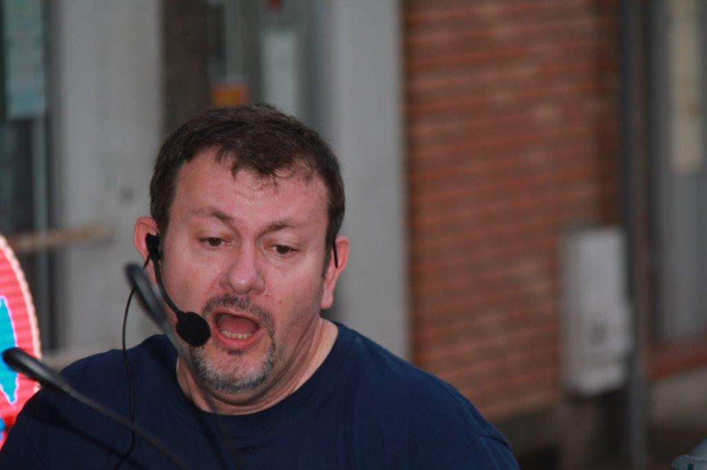 Alain le batteur aussi chanteur.JPG