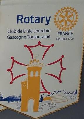 1 le fanion du Rotary Club lislois.jpg