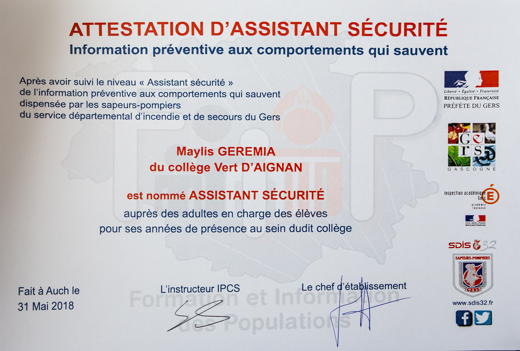 5 Diplôme 3 1bis 160618.jpg
