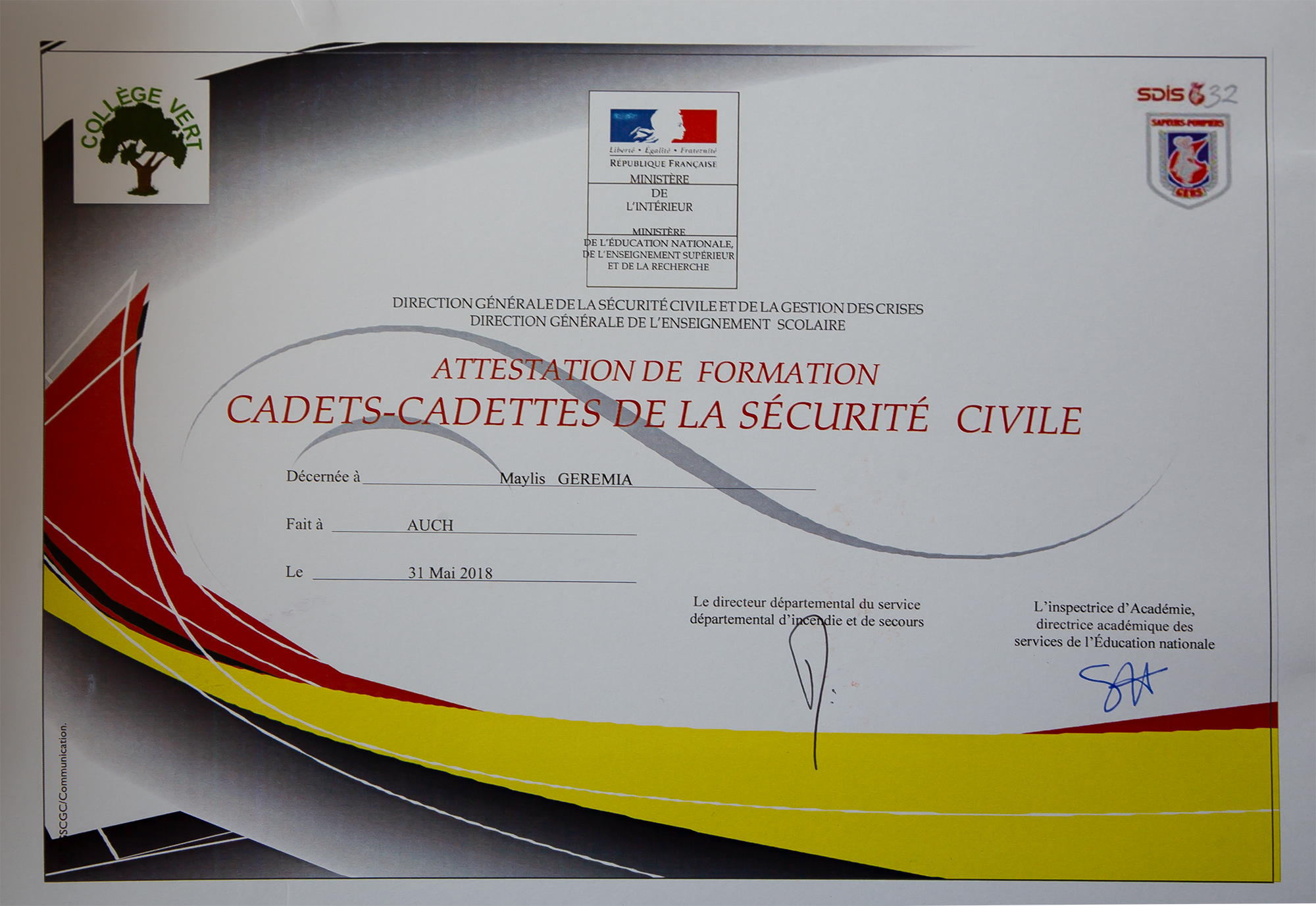 4 Diplôme 2 1bis 160618.jpg