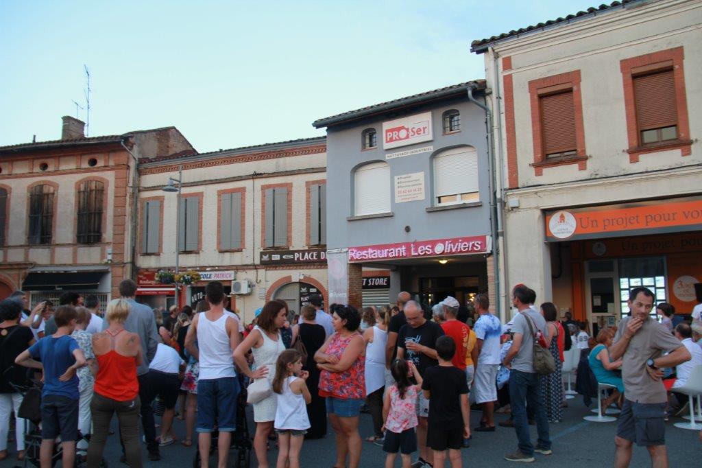 une belle foule .JPG