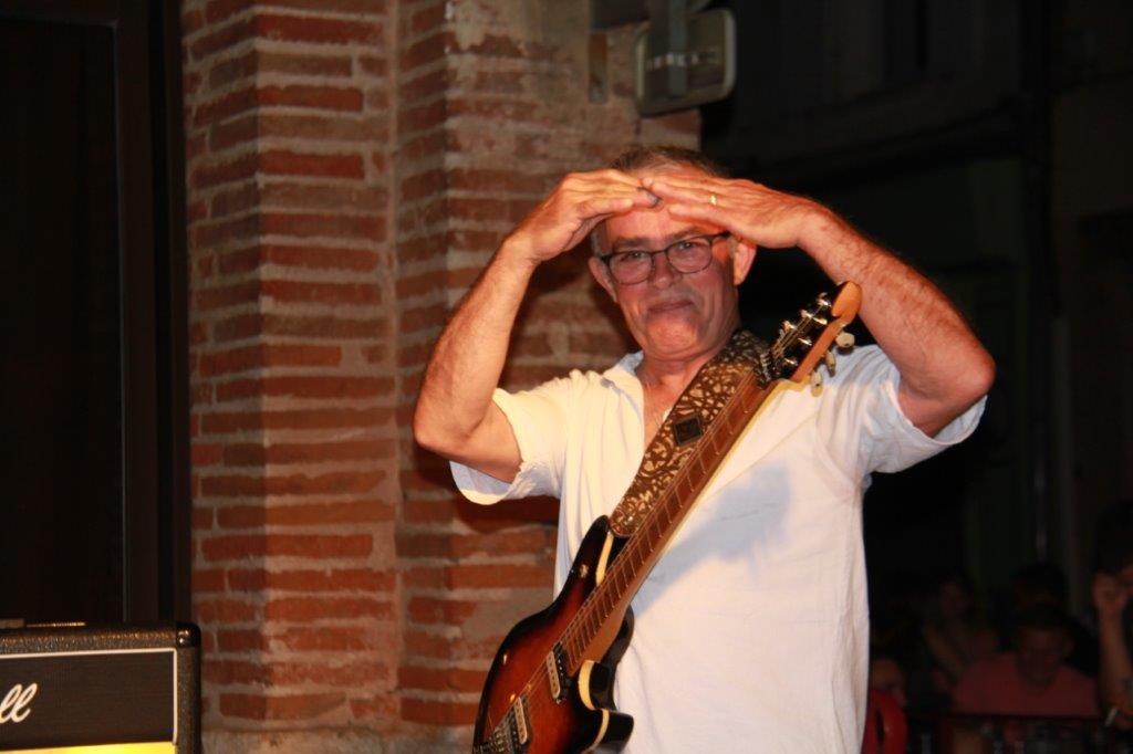 Polo le guitariste.JPG