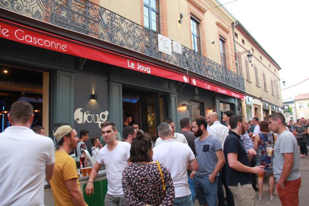 La terrasse du nouveau Joug.JPG