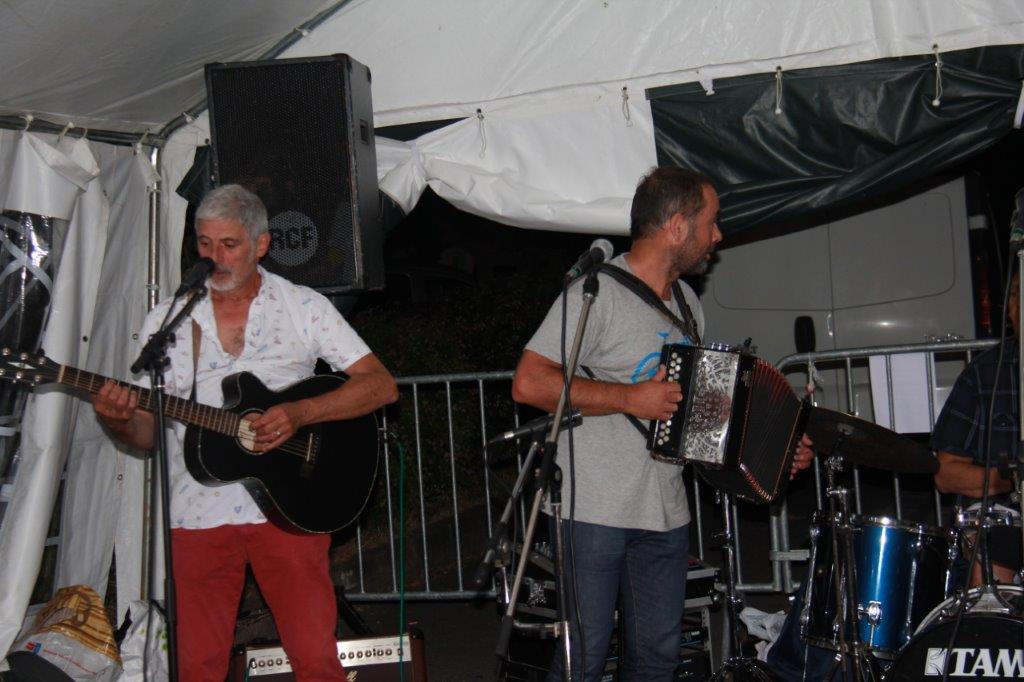 l'orchestre Harry Vedercho et ses musiques irlandaises (3).JPG