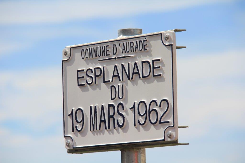 le panneau dévoilé.jpg