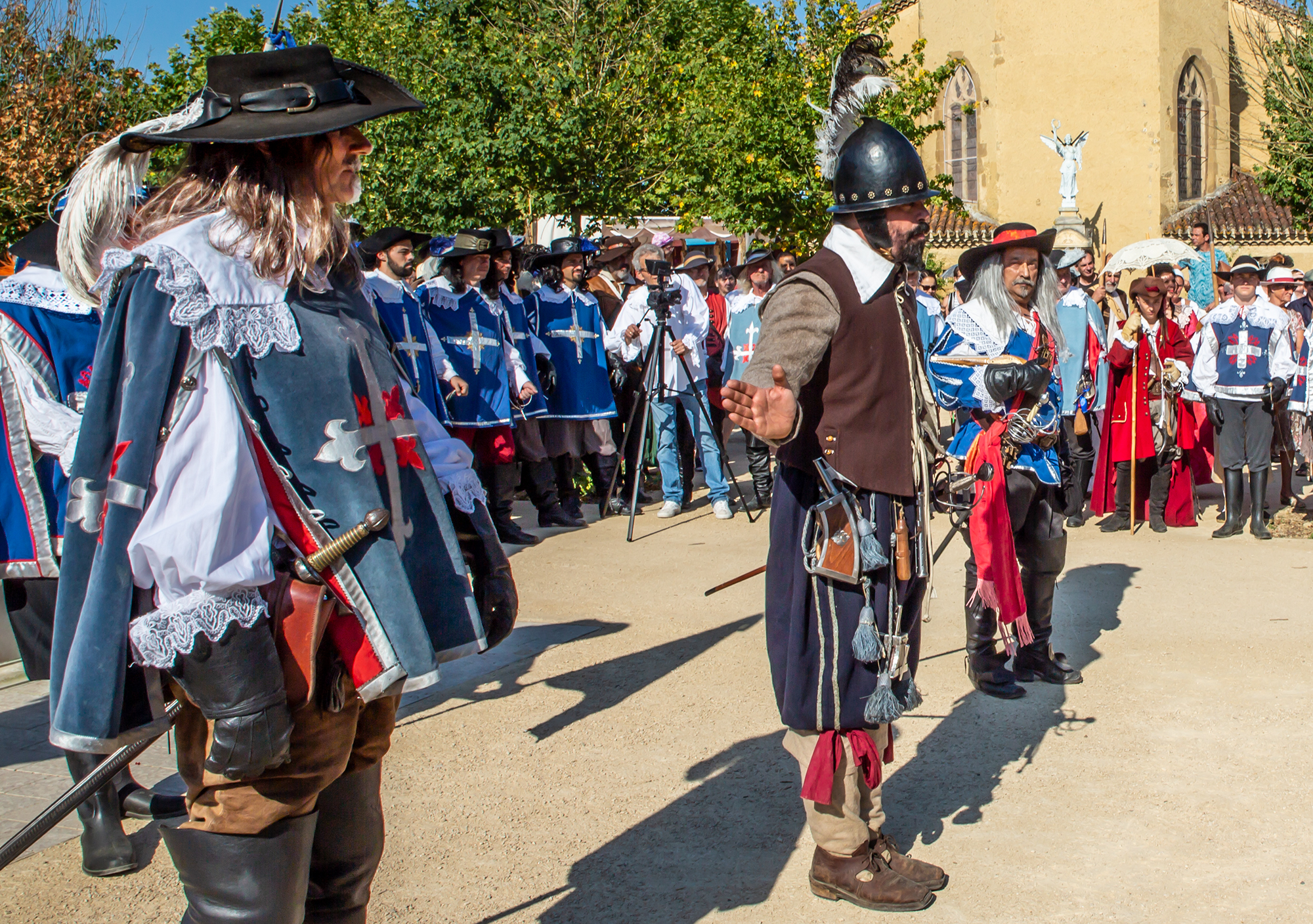2 d'Artagnan prend codmt côté mairie 1bis 120818.jpg