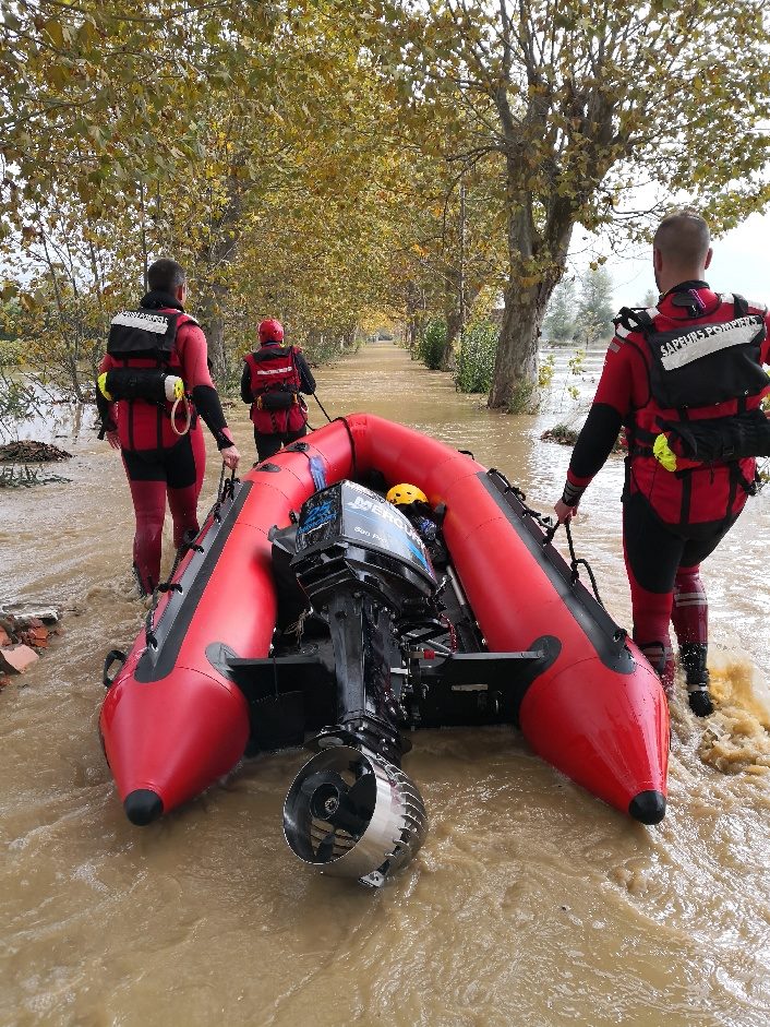 pompiers aude eaux 2.jpg