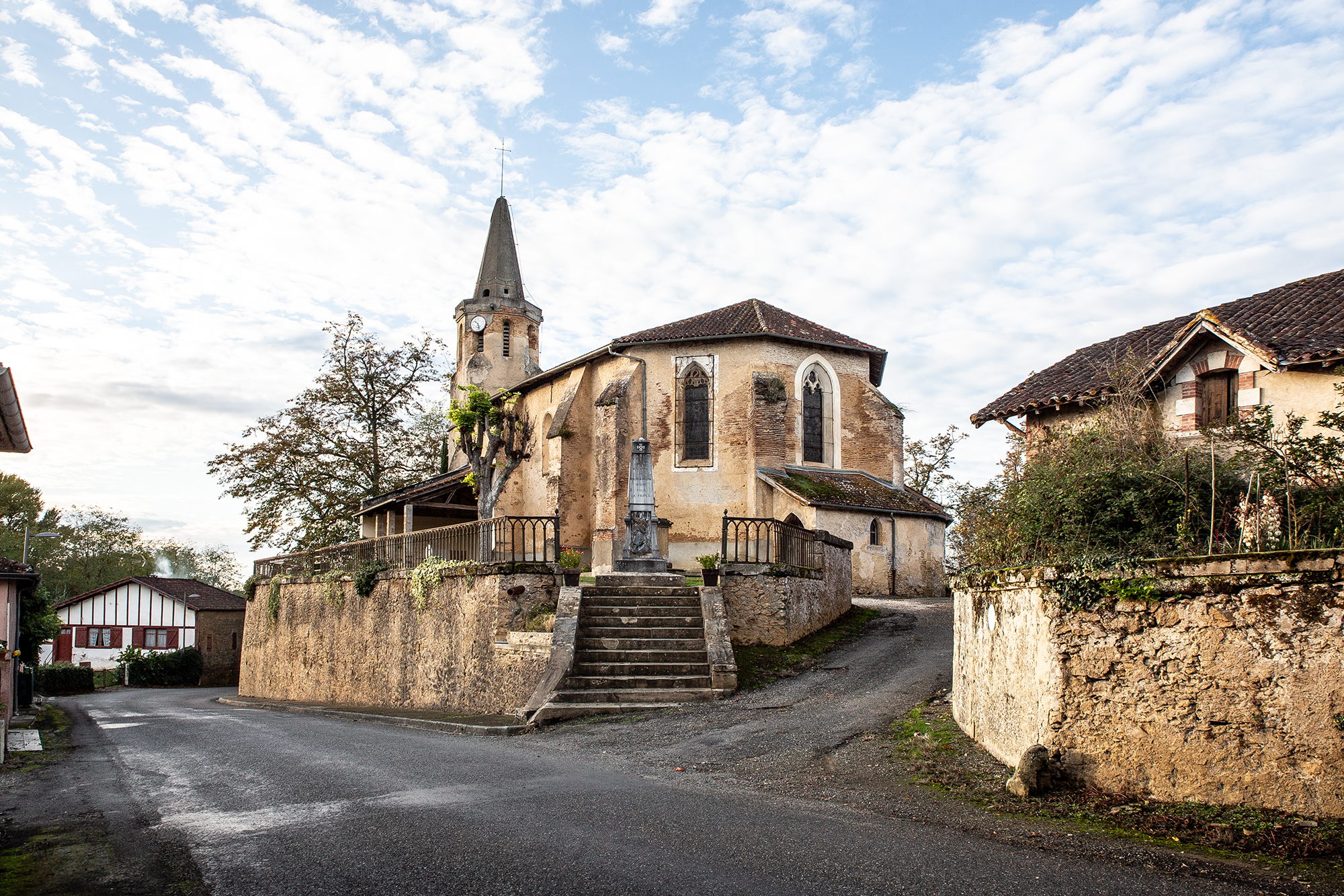 L'église de Monlezun-d'Armagnac 1bis 081118.jpg