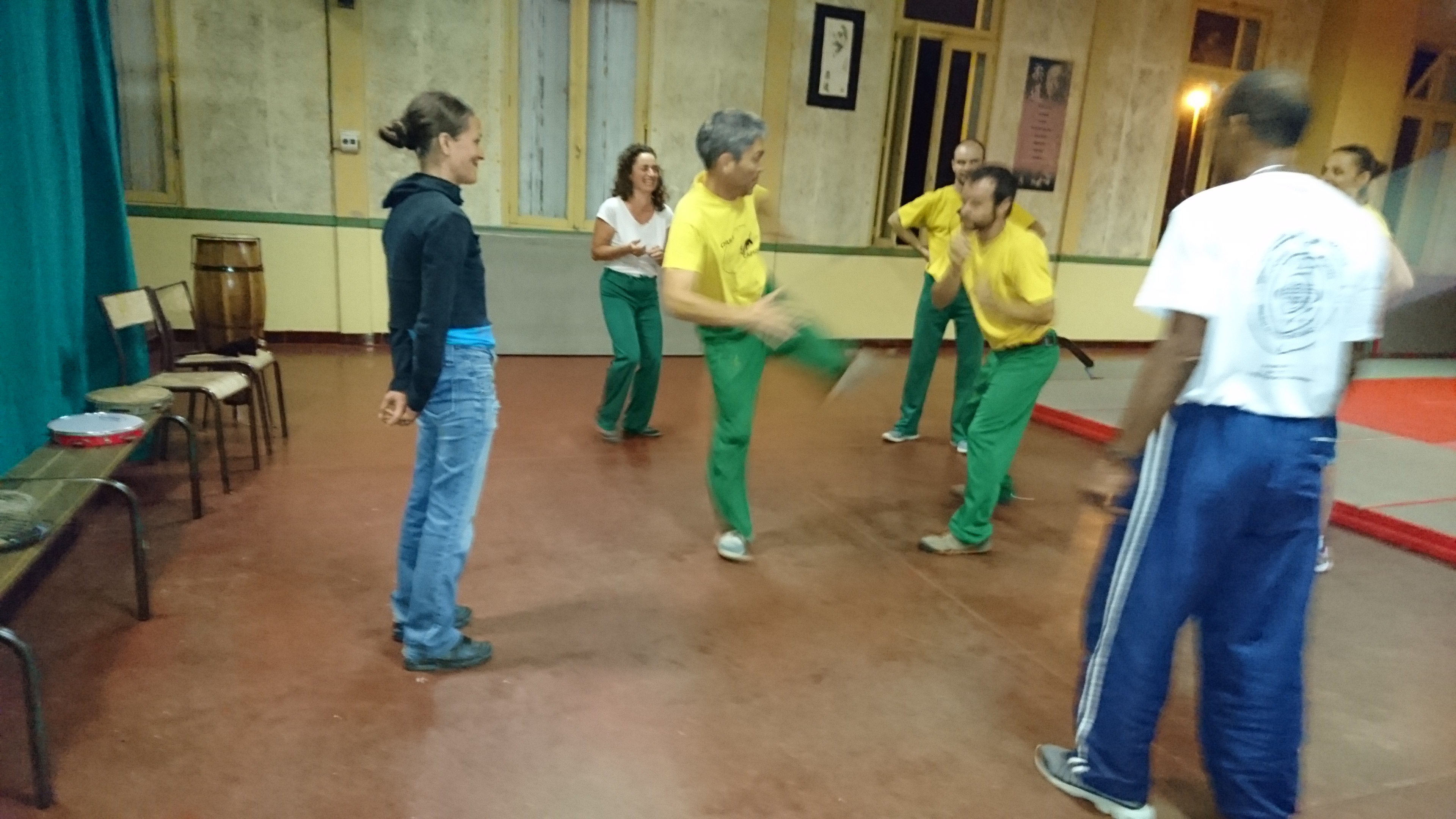 capoeira bis.JPG