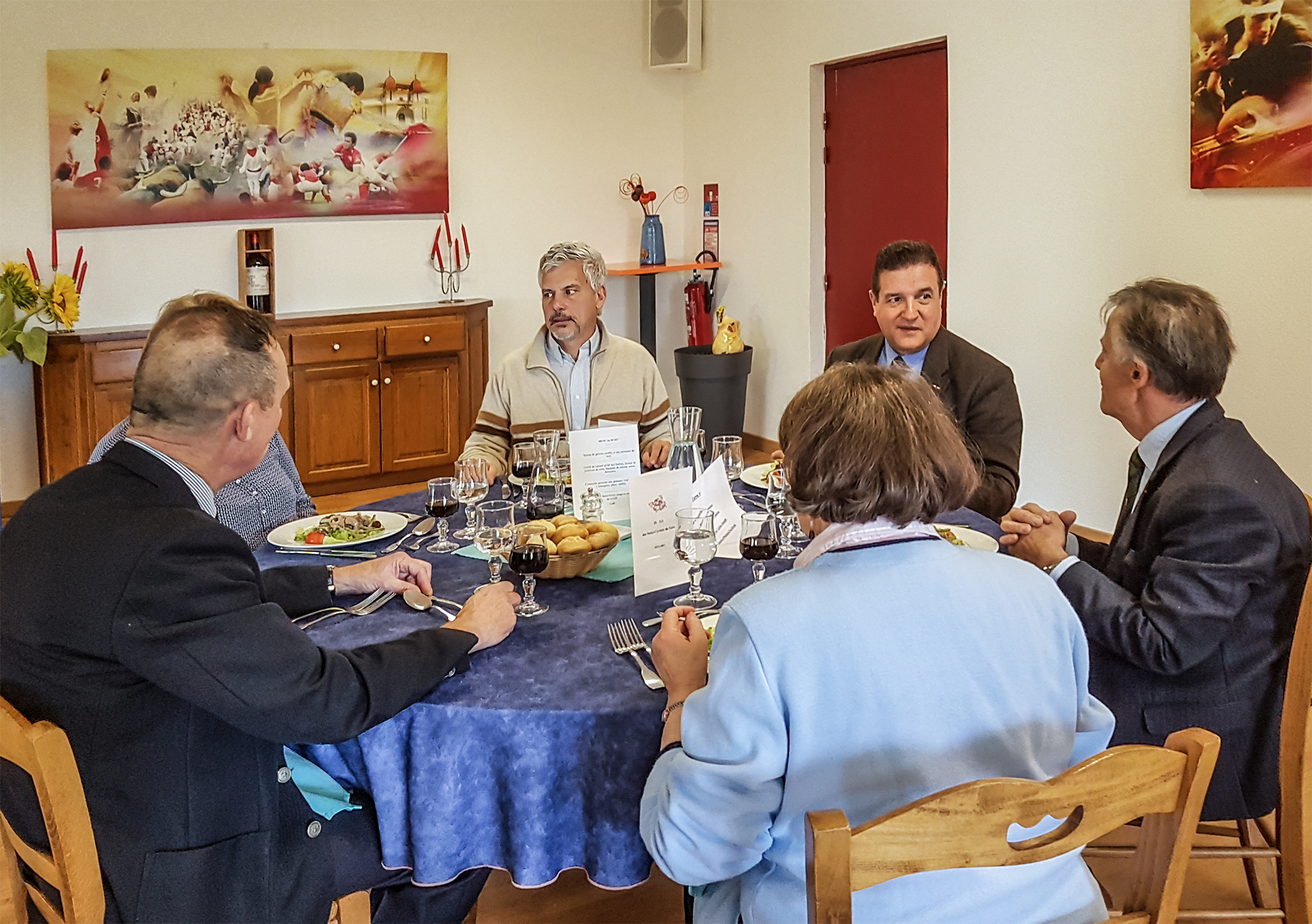 4  Table w 1bis 011218.jpg