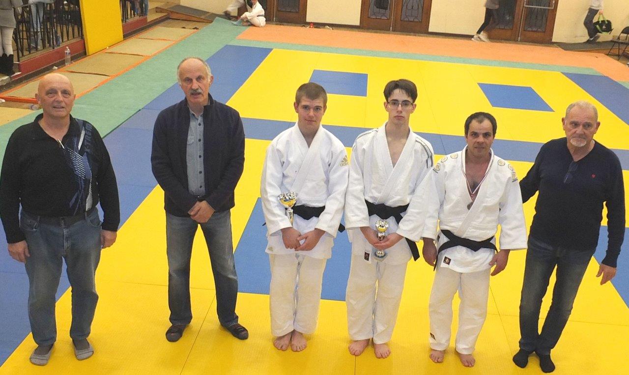 Judo fille bis.jpg