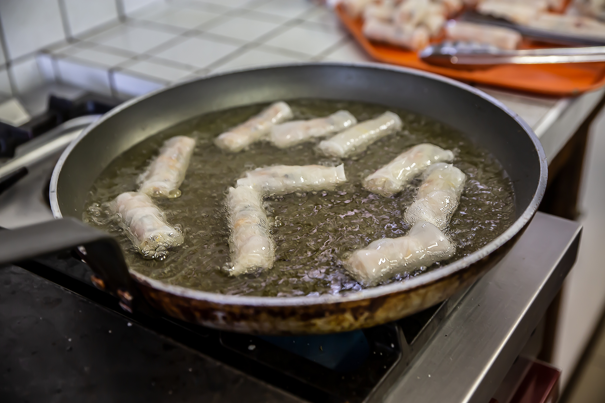 5 Les nems en train de frire 1bis 281118.jpg