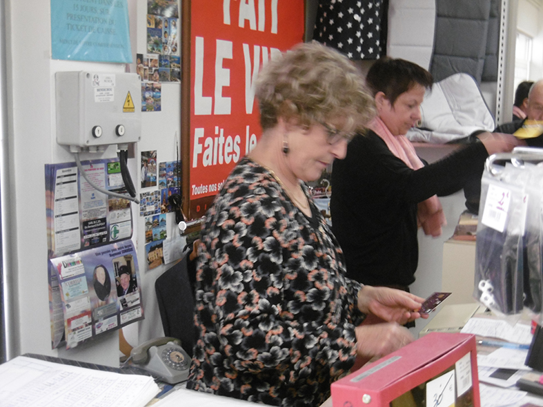 P1010593bb.jpg