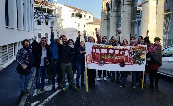 manif academie.jpg